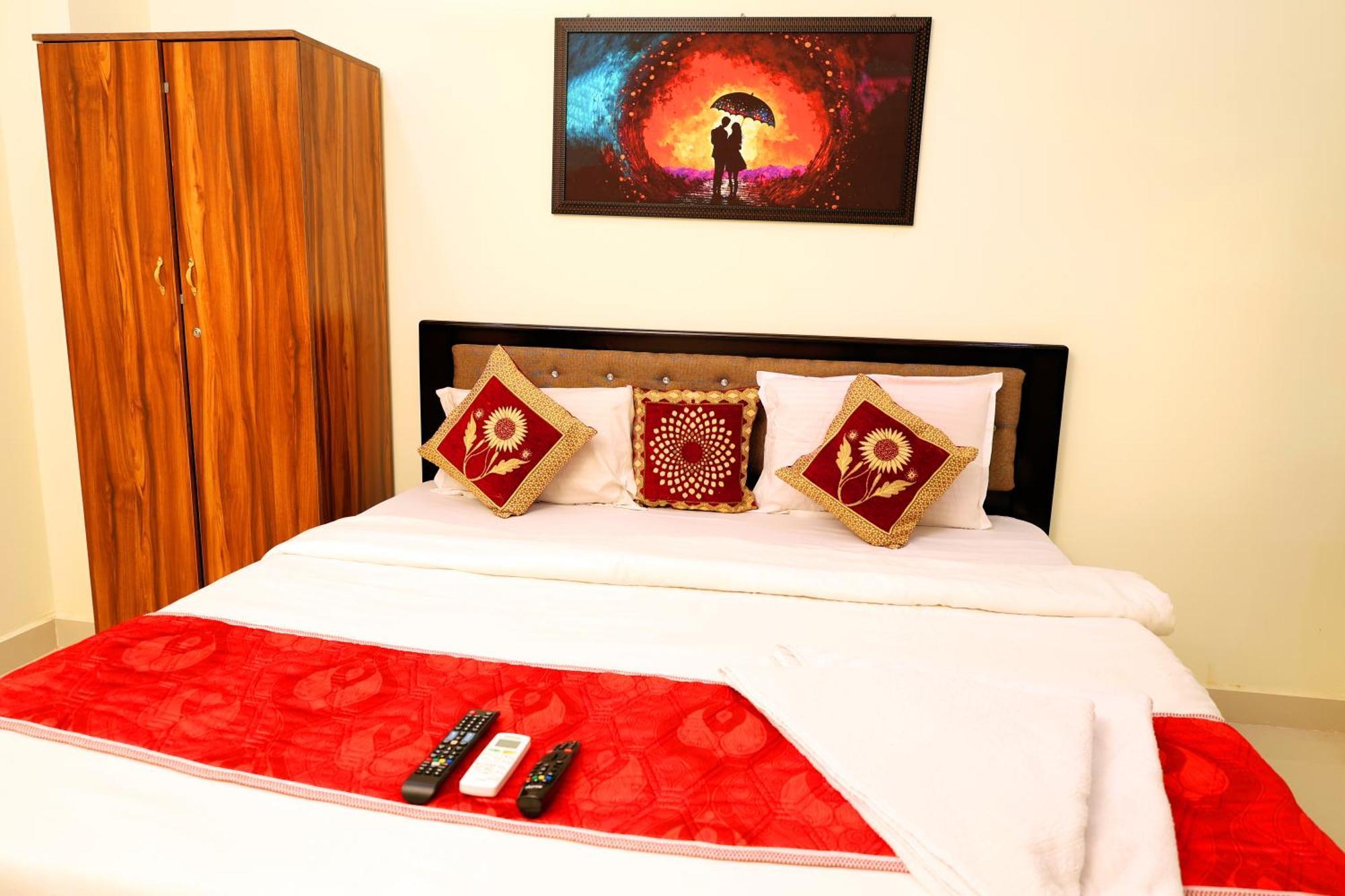 Sri Nilayam Inn Tirupati Exterior foto